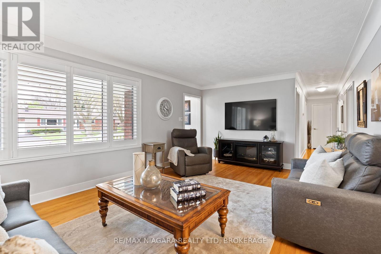 5938 Stevens Street, Niagara Falls, Ontario  L2E 3A3 - Photo 6 - X13646932