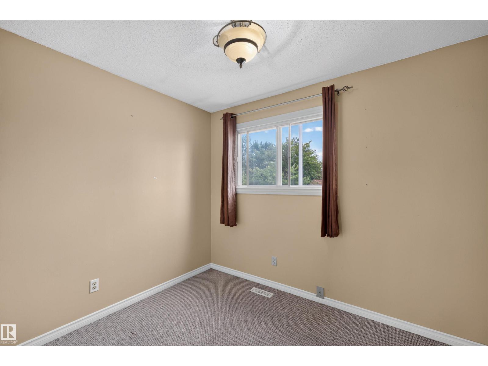 6348 34a Av Nw, Edmonton, Alberta  T6L 1E4 - Photo 20 - E4502442
