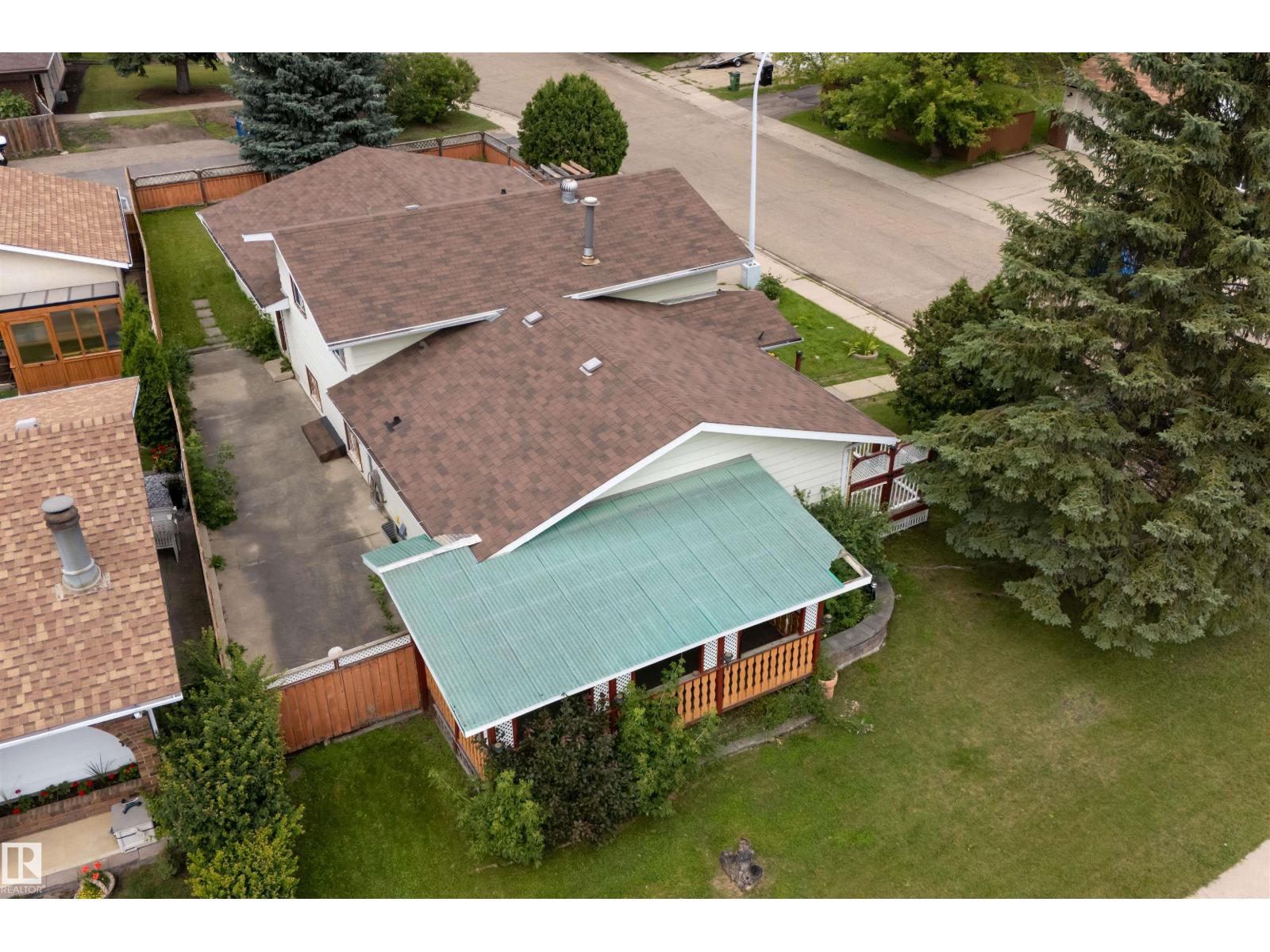 6348 34a Av Nw, Edmonton, Alberta  T6L 1E4 - Photo 45 - E4502442