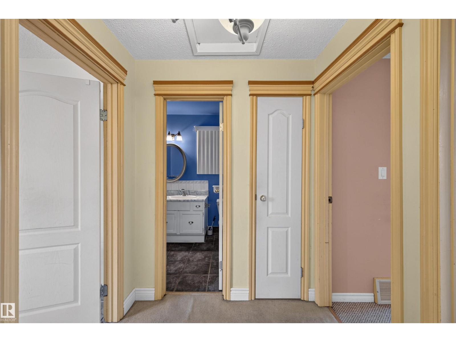 6348 34a Av Nw, Edmonton, Alberta  T6L 1E4 - Photo 17 - E4502442