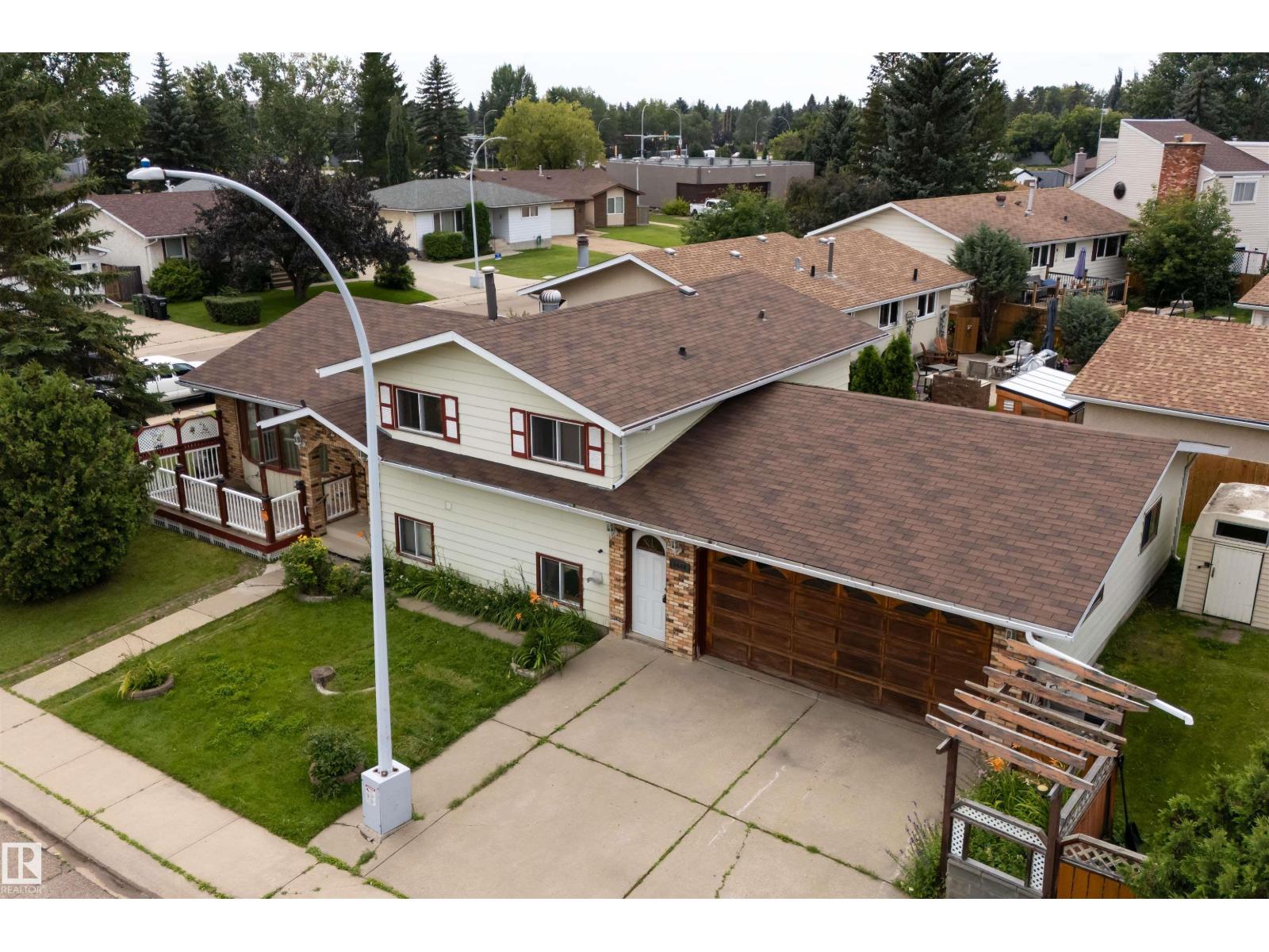 6348 34a Av Nw, Edmonton, Alberta  T6L 1E4 - Photo 47 - E4502442