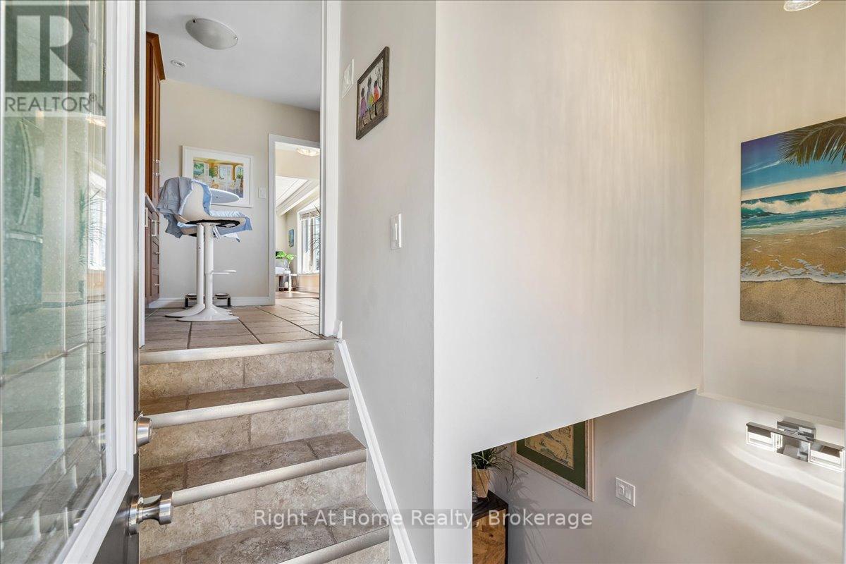 275 Kent Crescent, Burlington, Ontario  L7L 4T2 - Photo 23 - W13646886