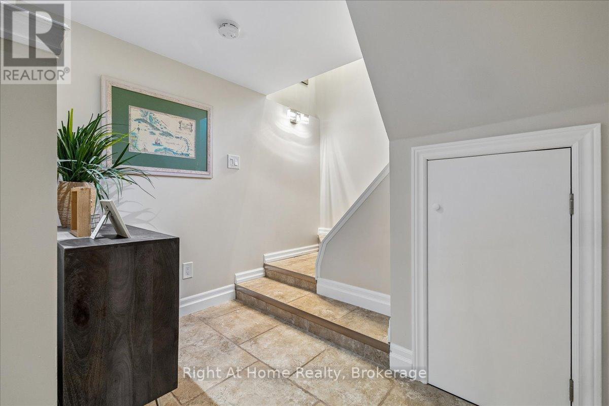 275 Kent Crescent, Burlington, Ontario  L7L 4T2 - Photo 24 - W13646886