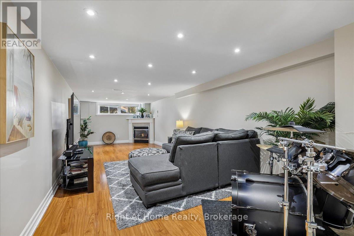 275 Kent Crescent, Burlington, Ontario  L7L 4T2 - Photo 25 - W13646886