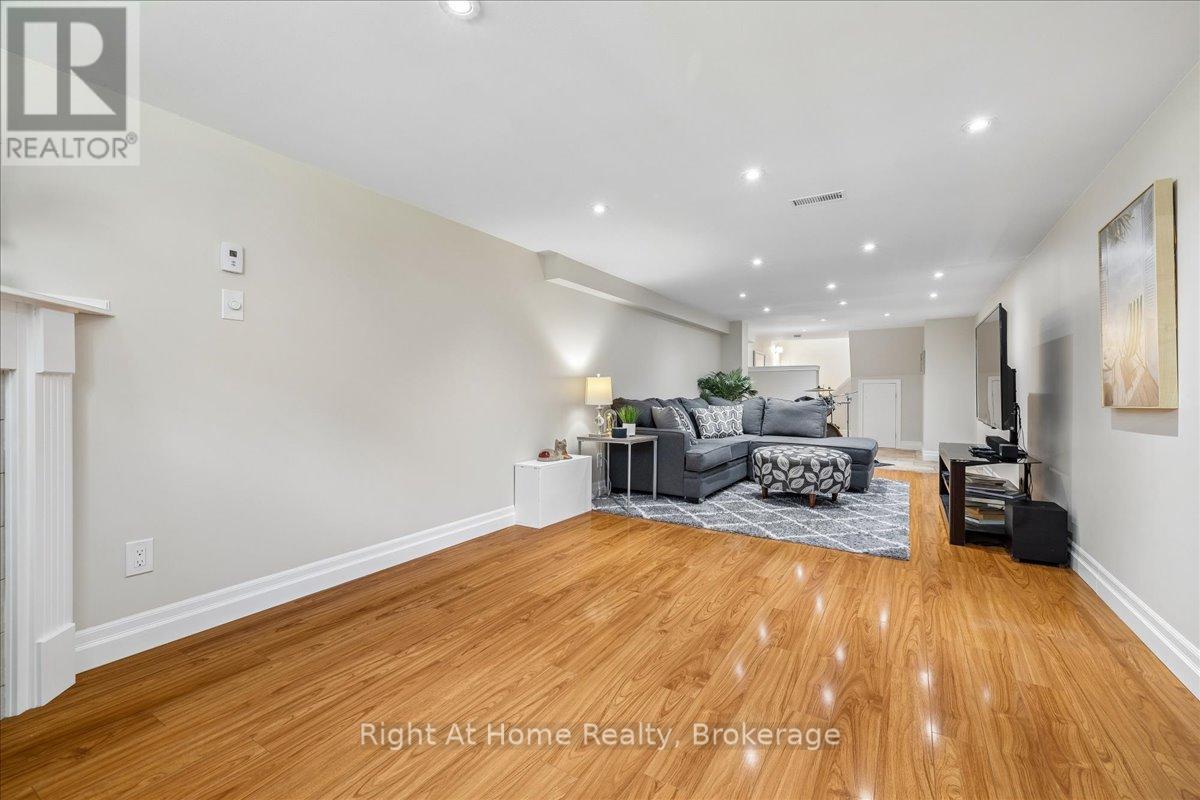 275 Kent Crescent, Burlington, Ontario  L7L 4T2 - Photo 28 - W13646886