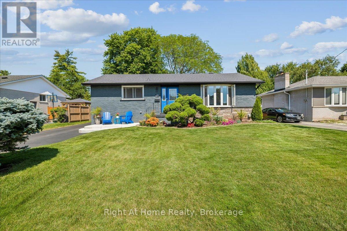 275 Kent Crescent, Burlington, Ontario  L7L 4T2 - Photo 5 - W13646886