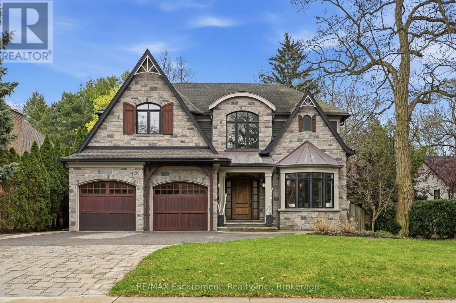 4180 LAKESHORE ROAD, Burlington, Ontario