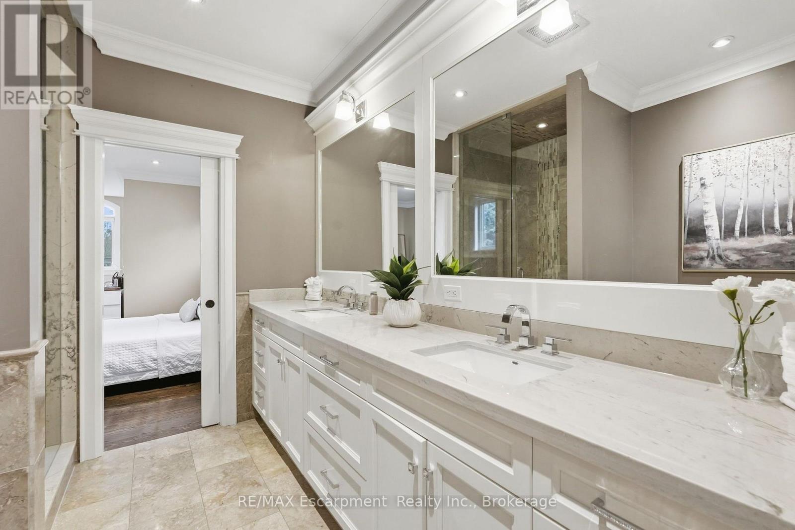 4180 Lakeshore Road, Burlington, Ontario  L7L 1A4 - Photo 29 - W13647040