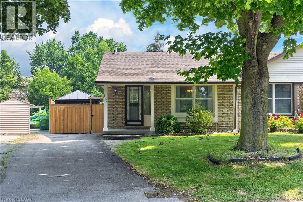 127 WENDOVER Drive, Hamilton, Ontario