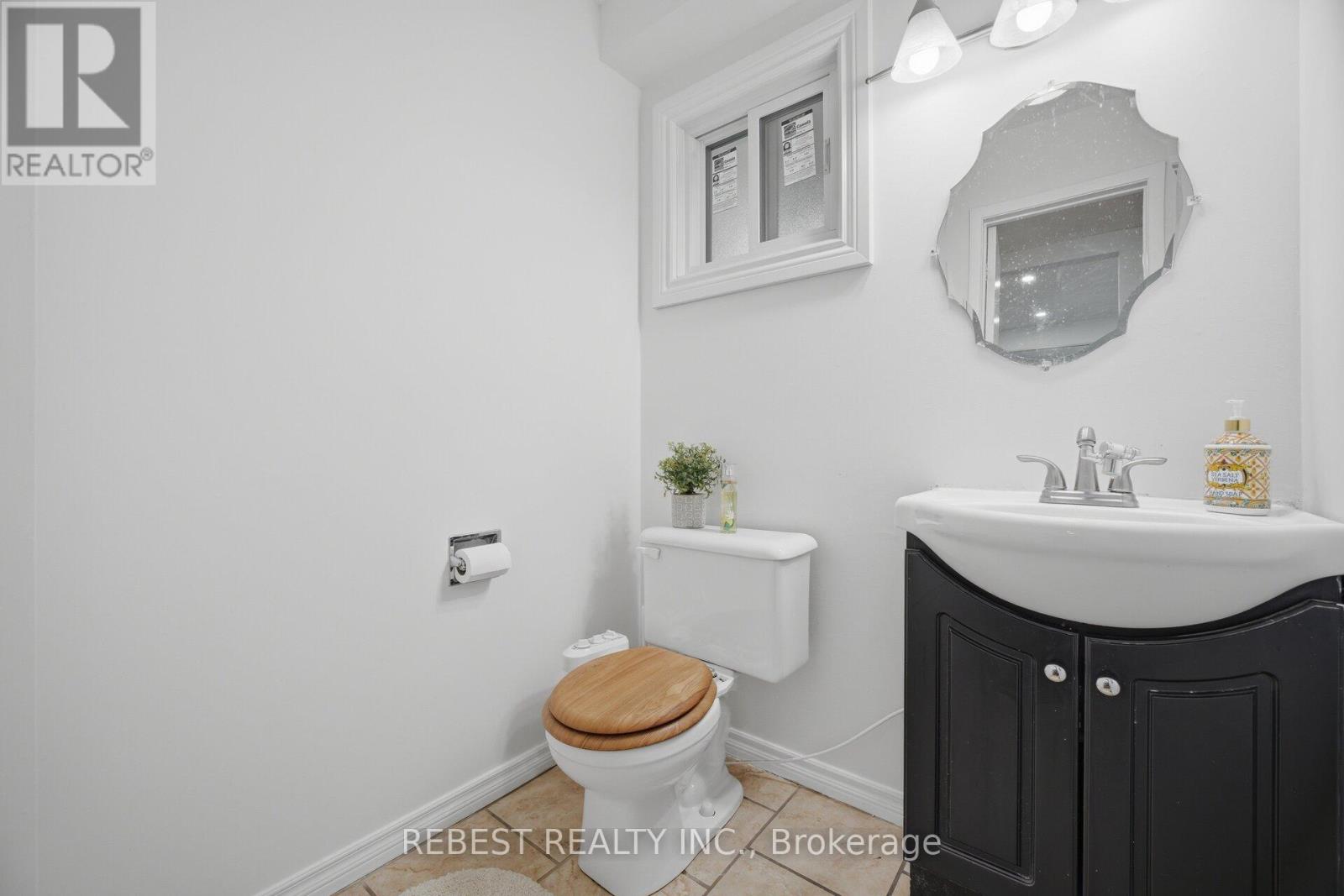 3120 Mccarron Crescent, Mississauga, Ontario L5N 3H5 - Photo 16 - W13529128