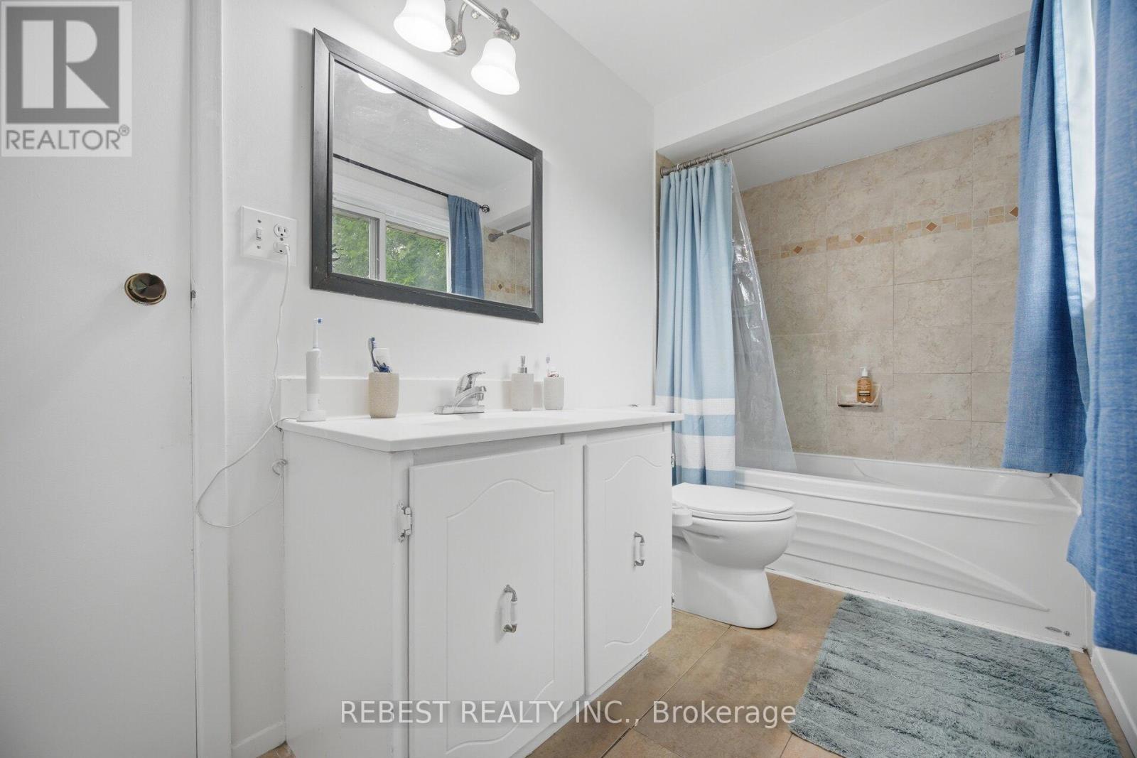 3120 Mccarron Crescent, Mississauga, Ontario L5N 3H5 - Photo 24 - W13529128