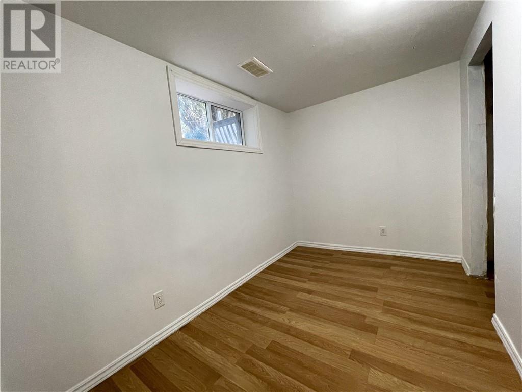 17 Clairmont Street, Greater Sudbury, Ontario  P3B 3S4 - Photo 20 - 2129645