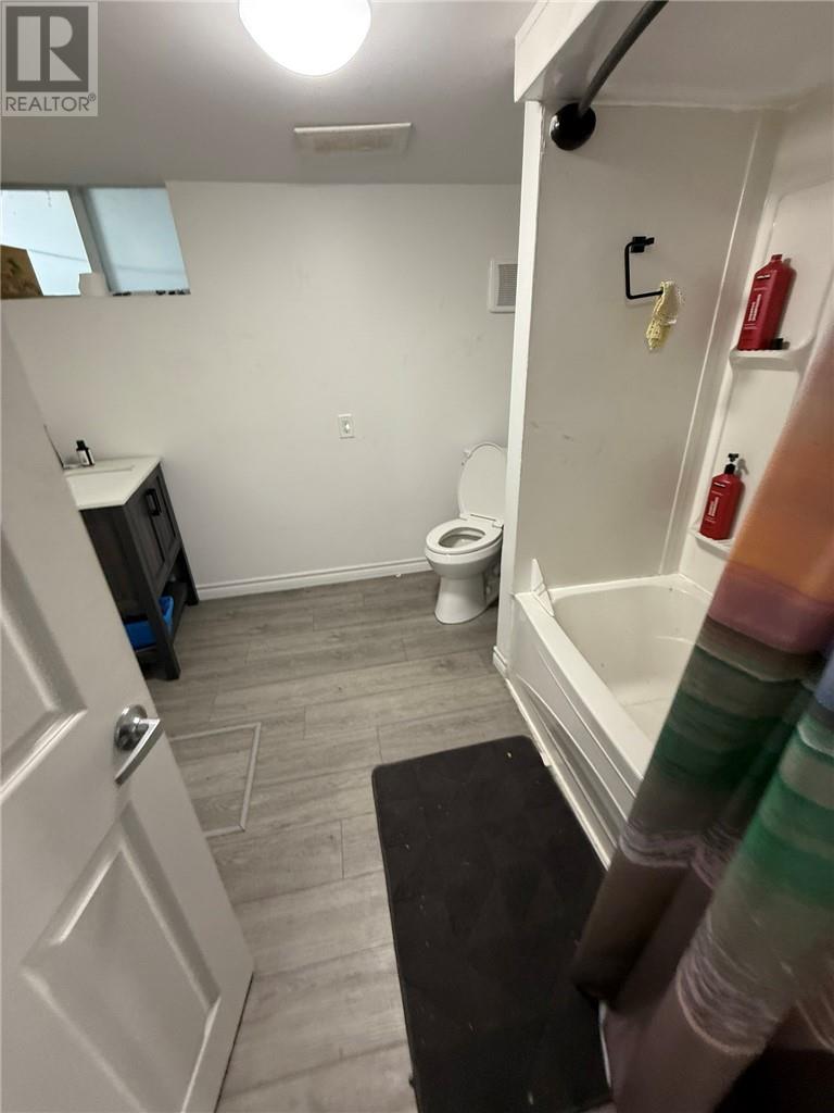 17 Clairmont Street, Greater Sudbury, Ontario  P3B 3S4 - Photo 32 - 2129645