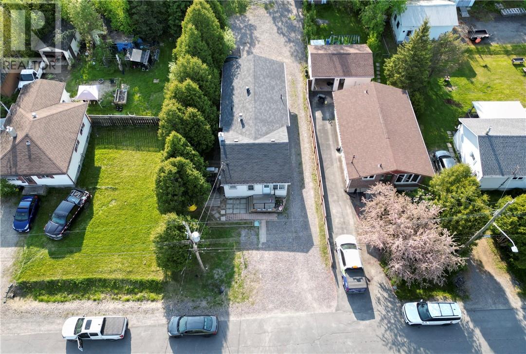 17 Clairmont Street, Greater Sudbury, Ontario  P3B 3S4 - Photo 40 - 2129645