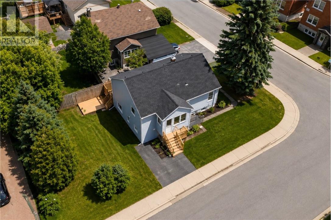 582 Ash Street, Sudbury, Ontario  P3C 2A6 - Photo 1 - 2129670