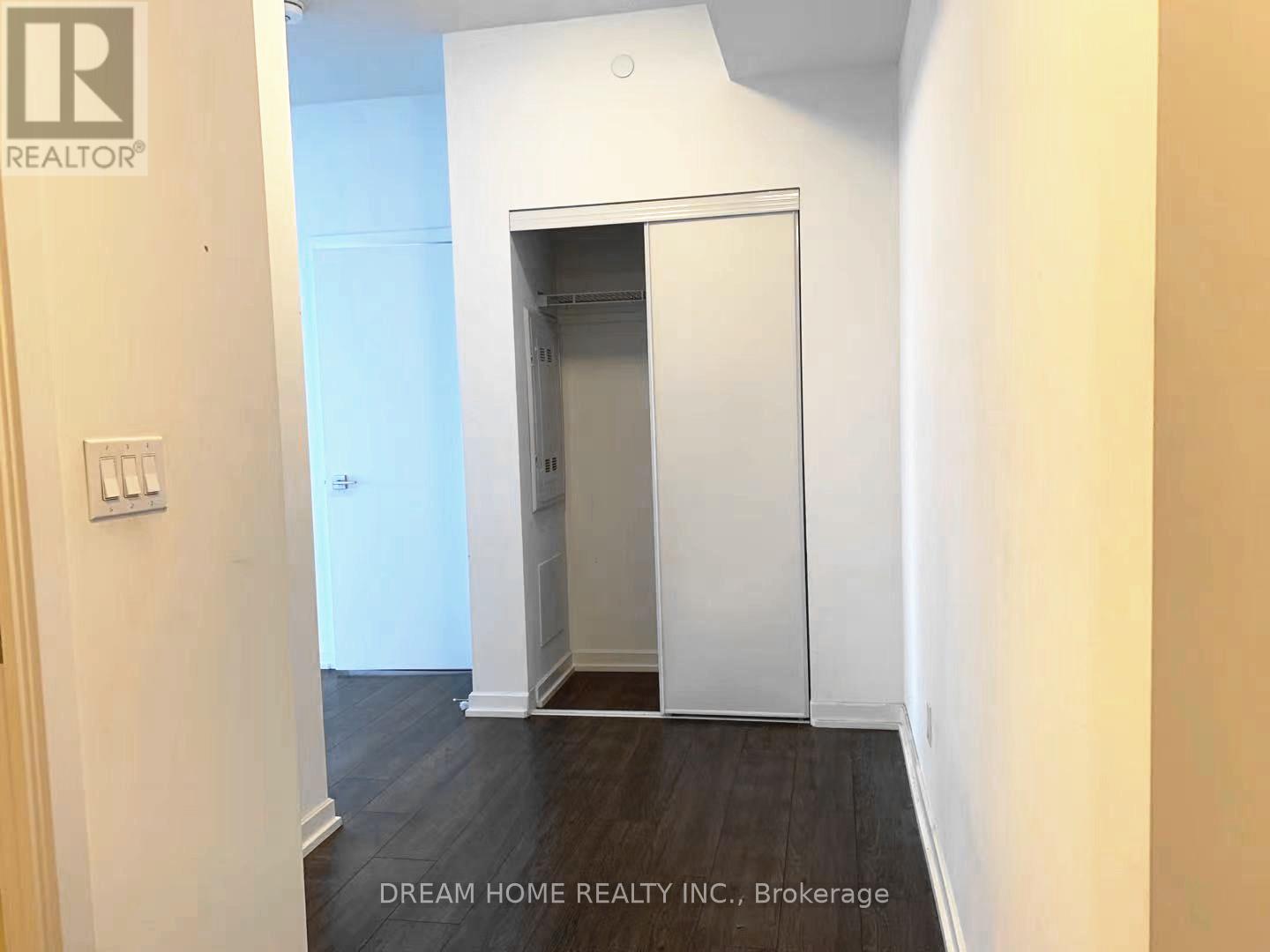 2004 - 56 Forest Manor Road, Toronto, Ontario  M2J 1M6 - Photo 8 - C13646804
