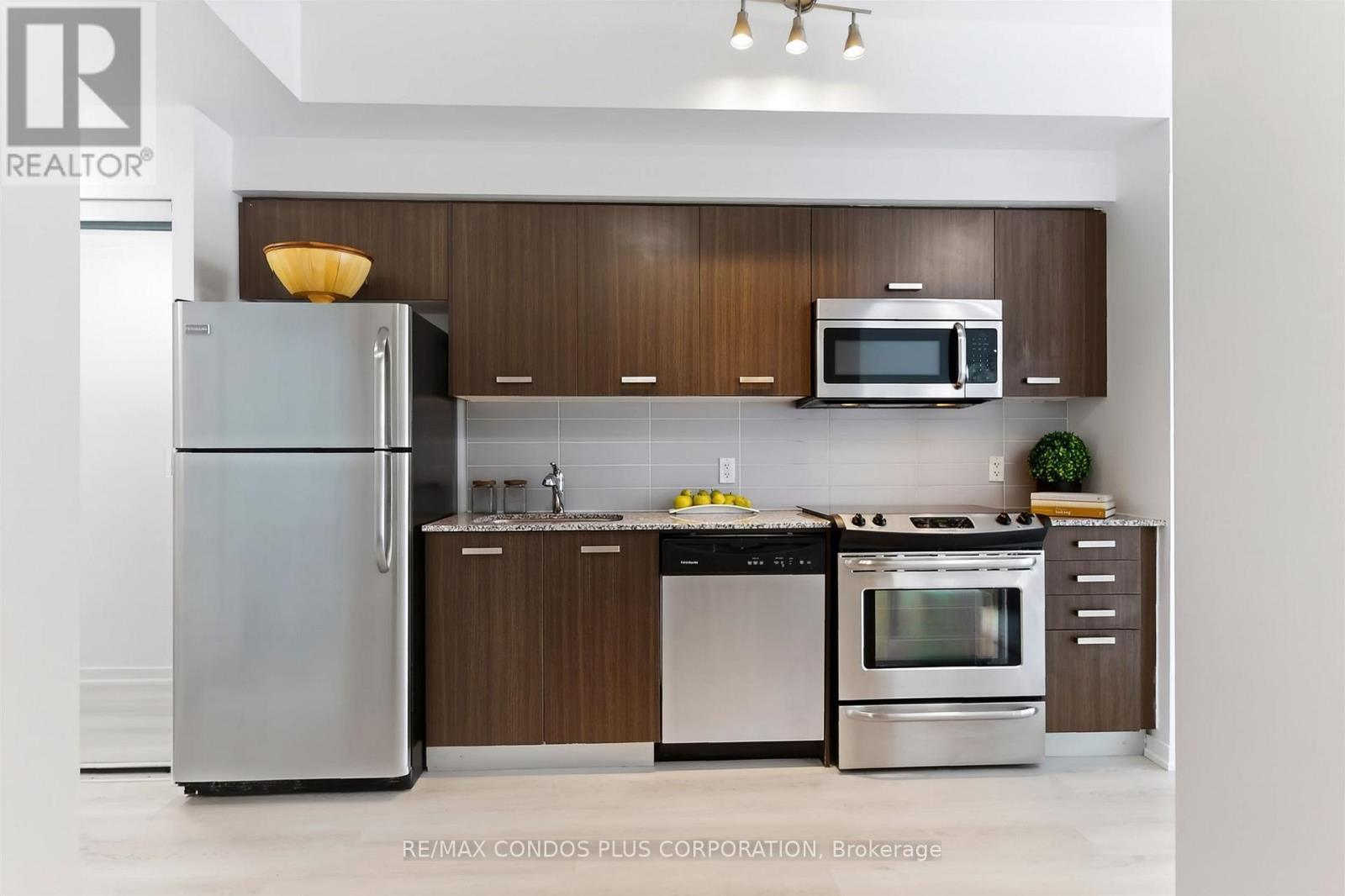 406 - 832 Bay Street, Toronto, Ontario  M5S 1Z6 - Photo 8 - C13646850