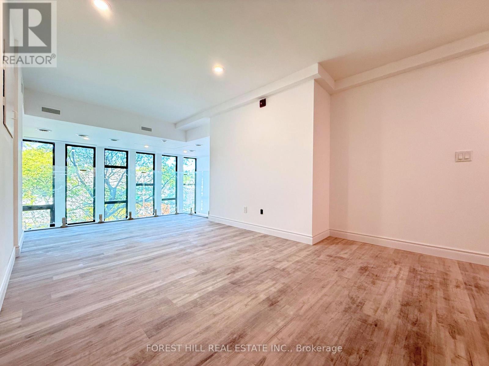4 - 3429 Yonge Street, Toronto, Ontario  M4N 2N1 - Photo 4 - C13646972