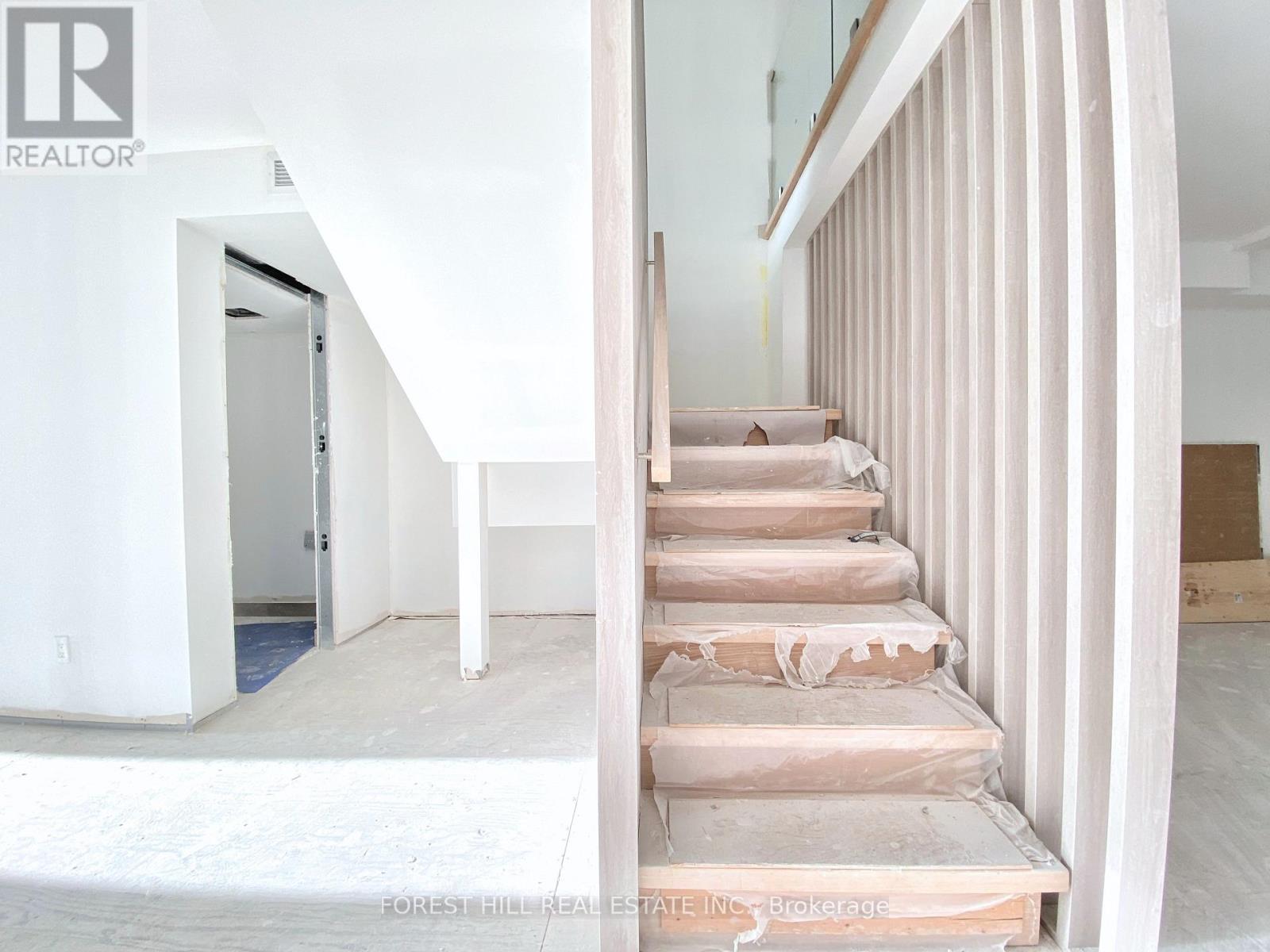 3 - 3429 Yonge Street, Toronto, Ontario  M4N 2N1 - Photo 13 - C13647014