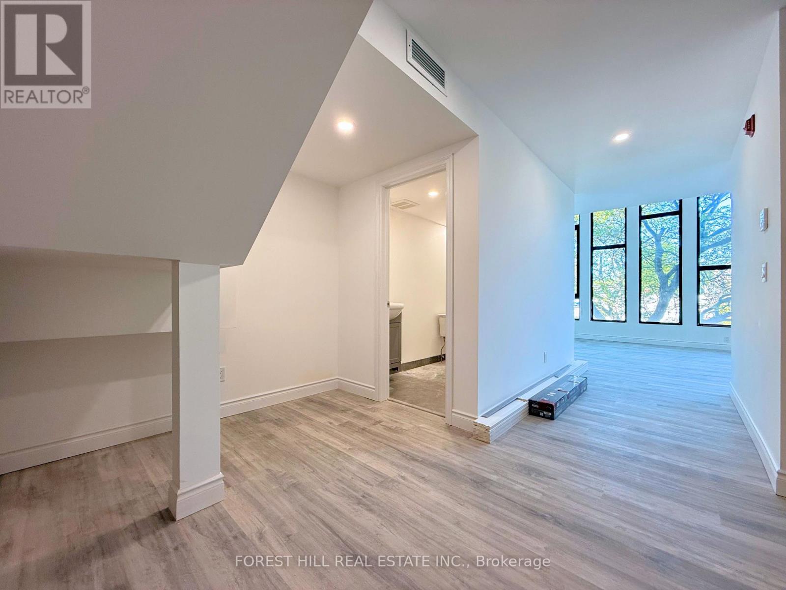 4 - 3429 Yonge Street, Toronto (Lawrence Park North), Ontario  M4N 2N1 - Photo 9 - C13647022