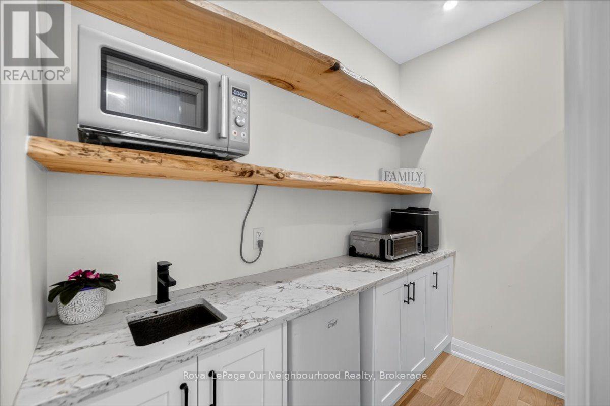 105 Edwina Drive, Trent Lakes, Ontario  K0M 1A0 - Photo 22 - X13646798
