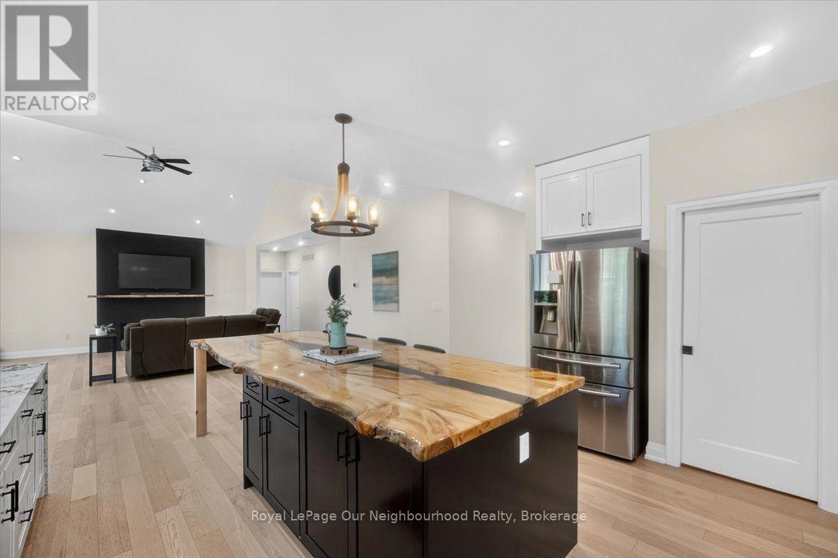 105 Edwina Drive, Trent Lakes, Ontario  K0M 1A0 - Photo 6 - X13646798