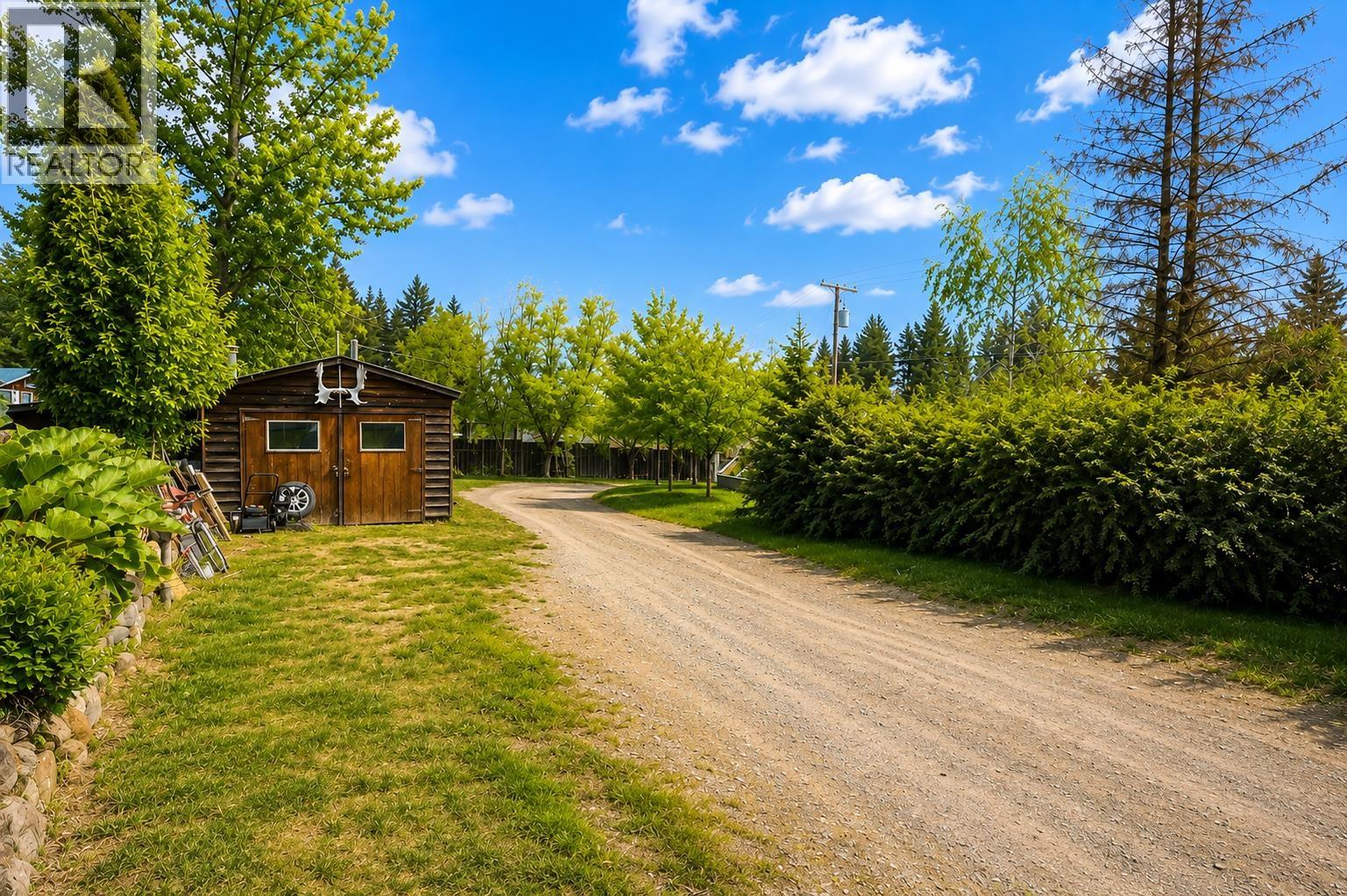 3797 Dodge Road, Lac La Hache, British Columbia  V0K 1T1 - Photo 20 - R3140534