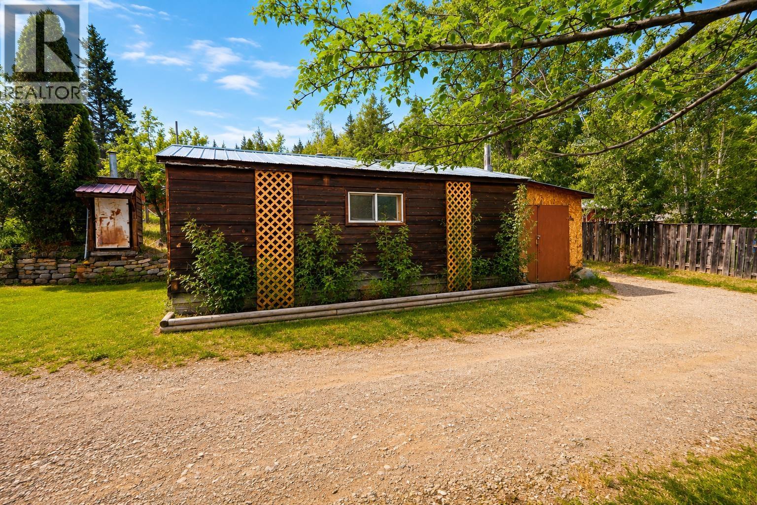3797 Dodge Road, Lac La Hache, British Columbia  V0K 1T1 - Photo 16 - R3140534