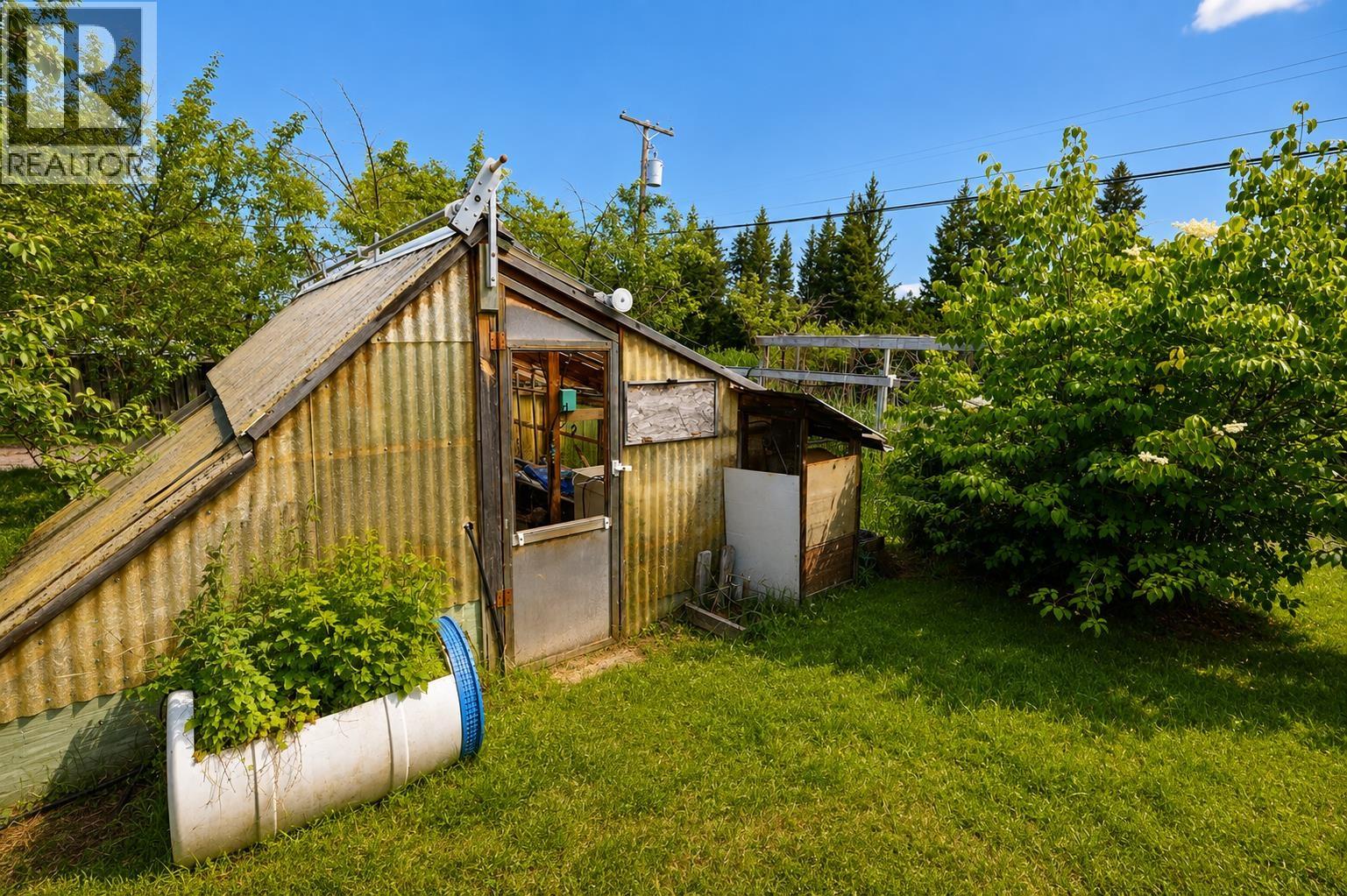 3797 Dodge Road, Lac La Hache, British Columbia  V0K 1T1 - Photo 14 - R3140534