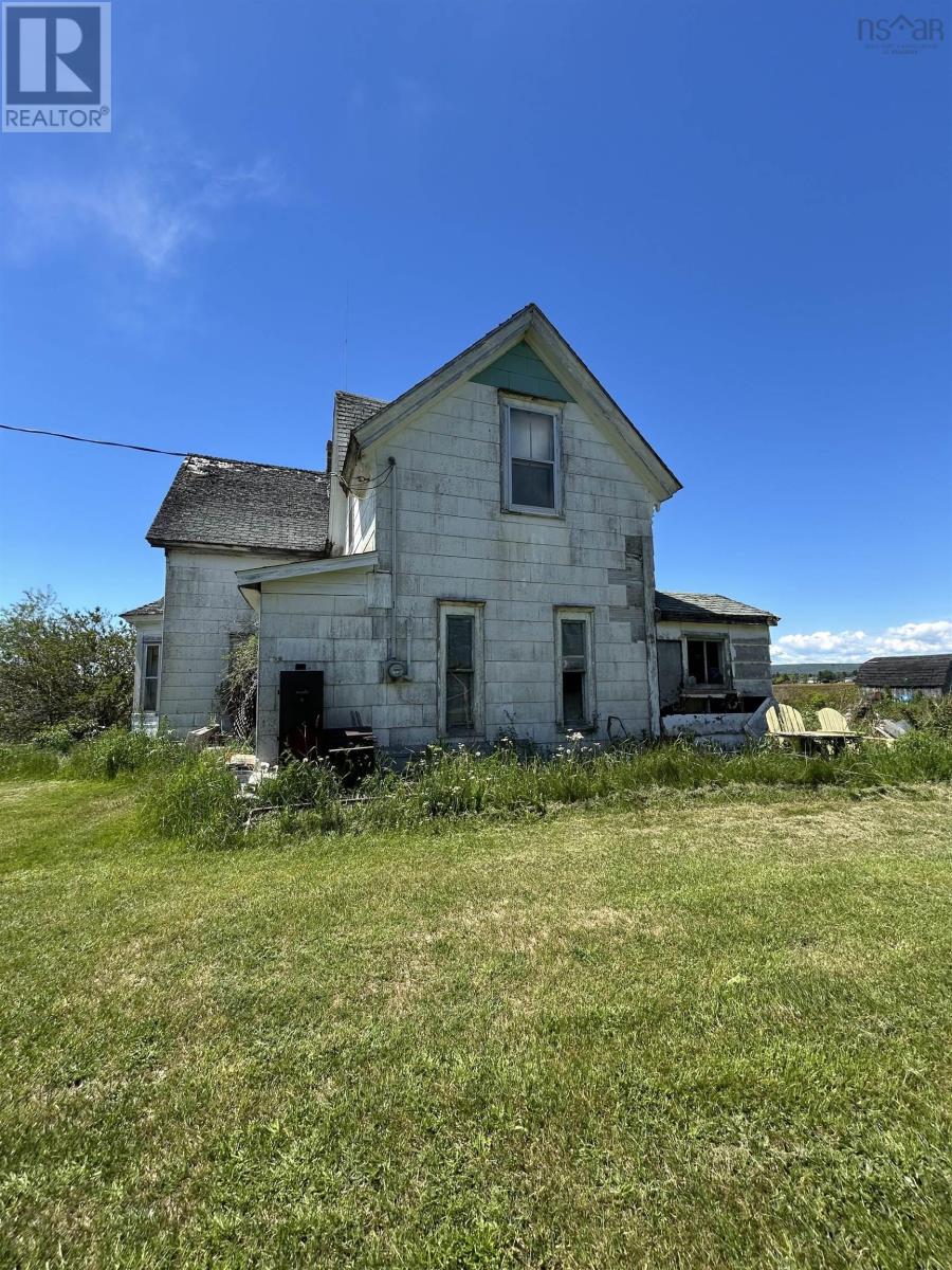 217 Back Street, Advocate Harbour, Nova Scotia  B0M 1A0 - Photo 6 - 202615251