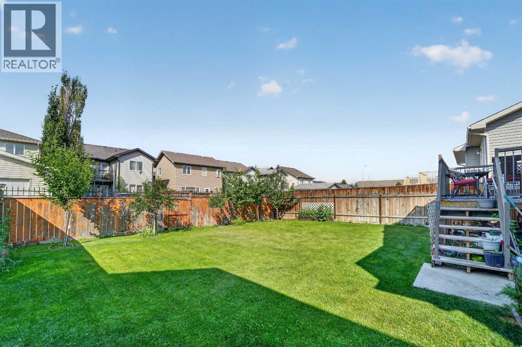 62 Coalbanks Gate W, Lethbridge, Alberta  T1J 2A1 - Photo 3 - A2332365