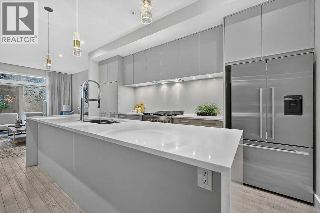 20, 6 Scarpe Drive SW, Calgary, Alberta  T2T 6P2 - Photo 9 - A2330411
