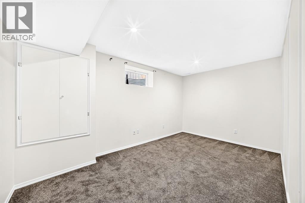 262 Coventry Court NE, Calgary, Alberta  T3K 5E8 - Photo 33 - A2331941