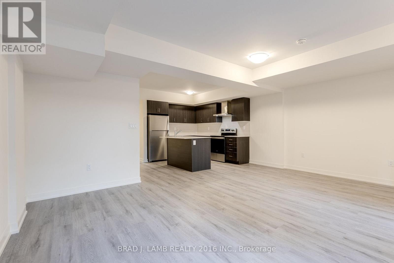 2106 - 58 Elizabeth Street S, Richmond Hill, Ontario  L4C 5W2 - Photo 2 - N13646896