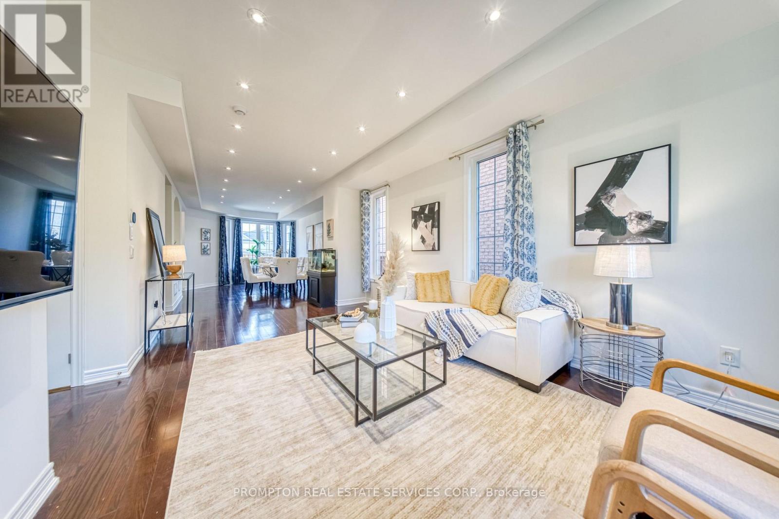 2762 Donald Cousens Parkway, Markham, Ontario  L6B 0X8 - Photo 6 - N13646988