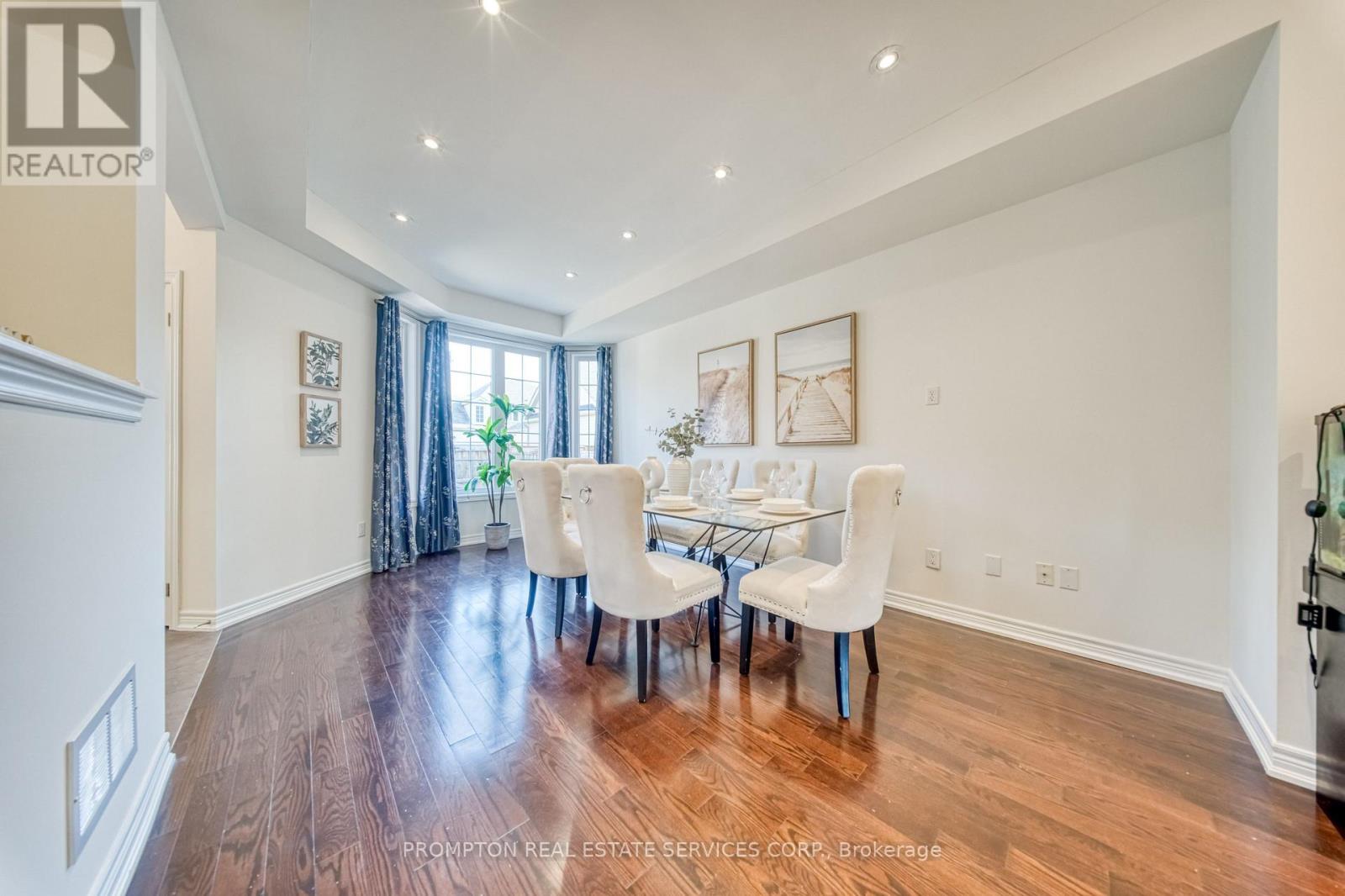 2762 Donald Cousens Parkway, Markham, Ontario  L6B 0X8 - Photo 8 - N13646988
