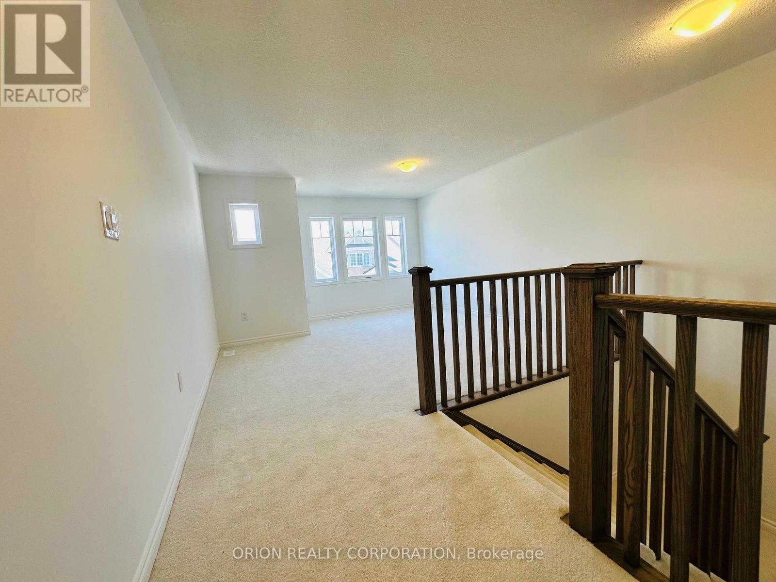 719 Sargeant Place, Innisfil, Ontario  L9S 0S9 - Photo 8 - N13647020