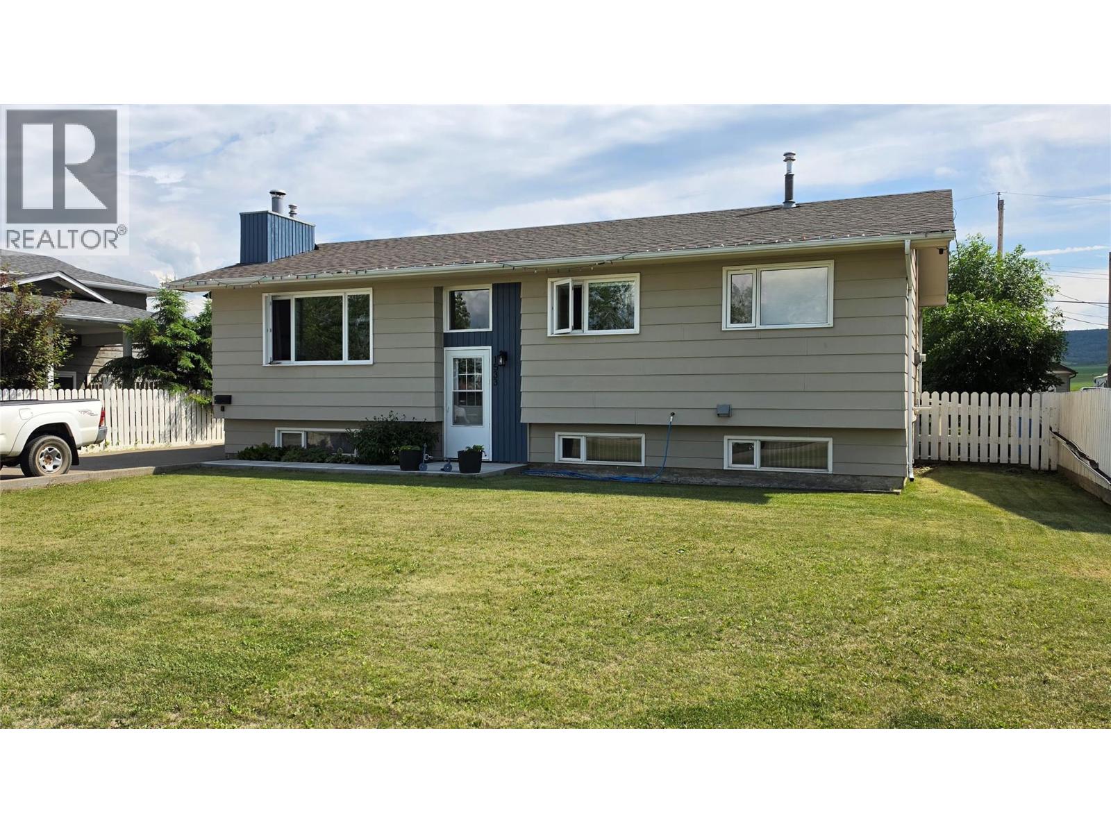1533 116 Avenue, Dawson Creek, British Columbia
