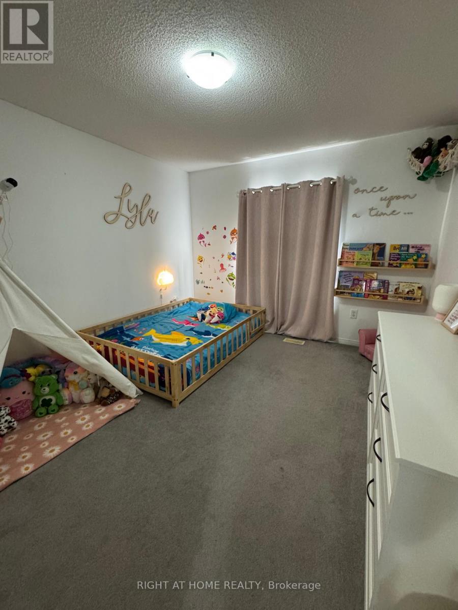 20 Courtney Crescent, Barrie (Painswick South), Ontario  L4N 5S7 - Photo 16 - S13646808