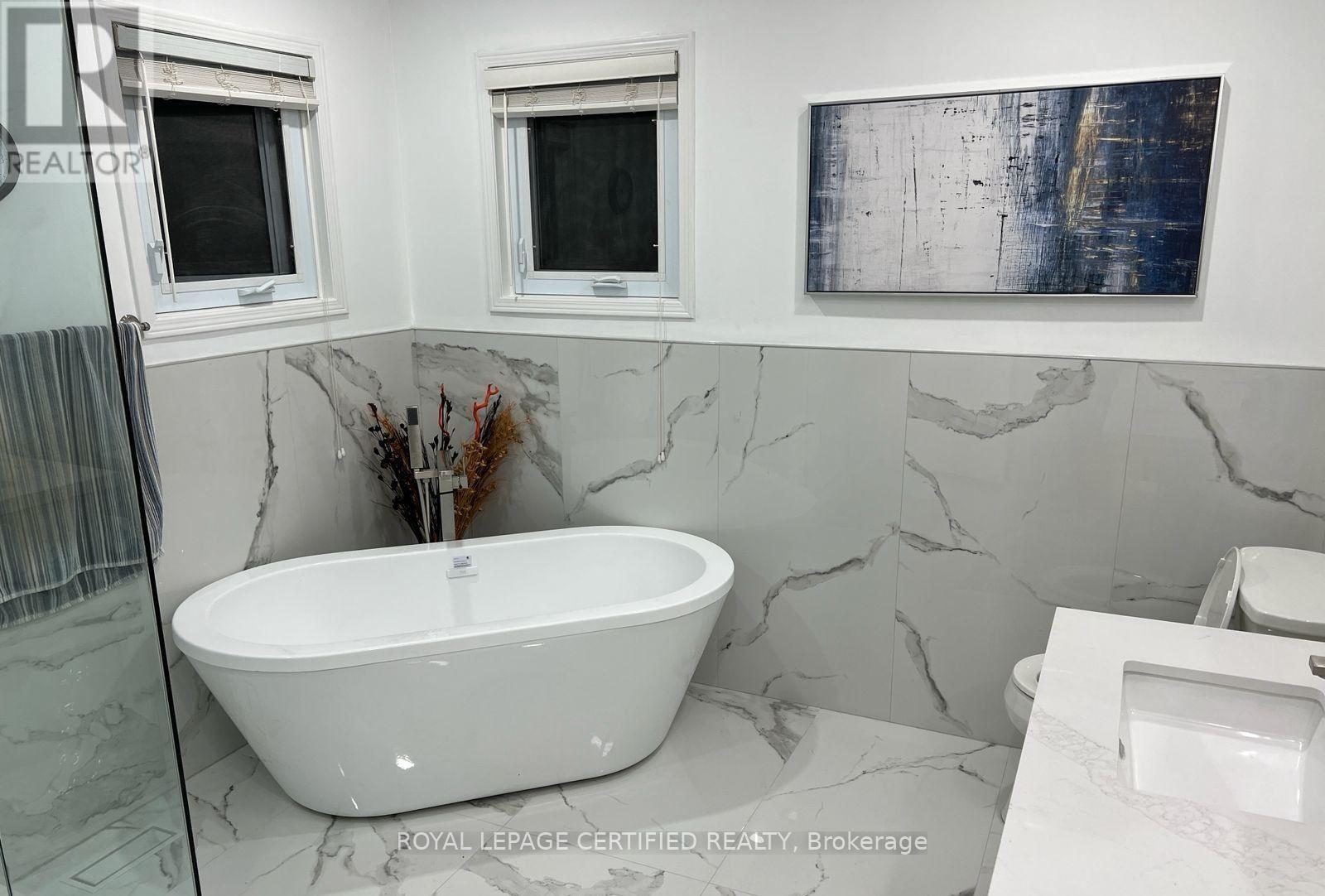 Upp Lvl - 5239 Creditview Road, Mississauga, Ontario  L5V 1T6 - Photo 11 - W13646818