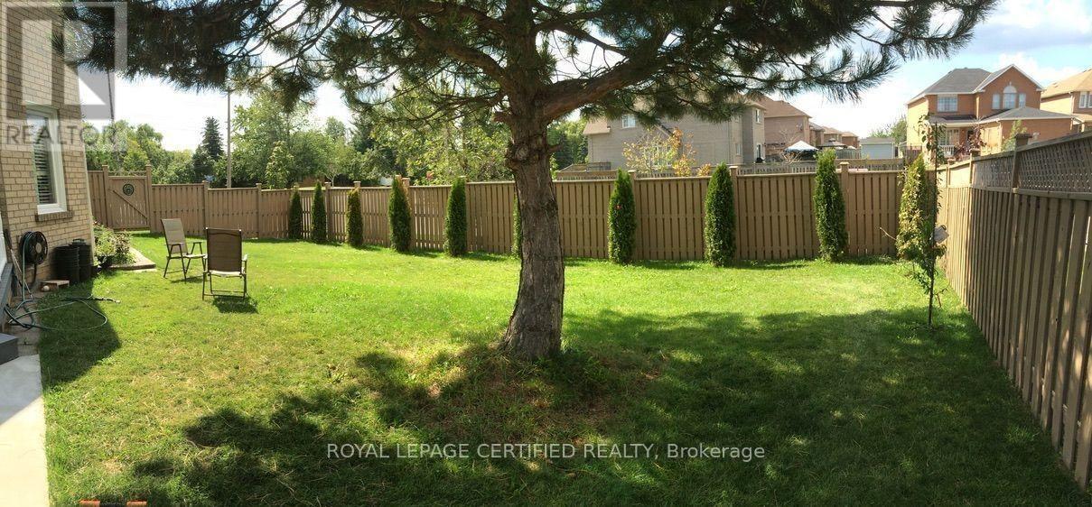 Upp Lvl - 5239 Creditview Road, Mississauga, Ontario  L5V 1T6 - Photo 15 - W13646818