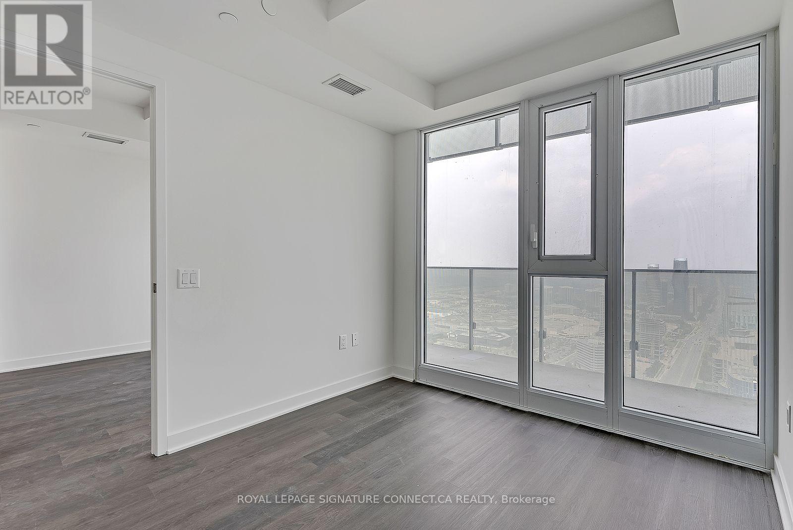 4911 - 3900 Confederation Parkway, Mississauga, Ontario  L5B 0M3 - Photo 14 - W13646876