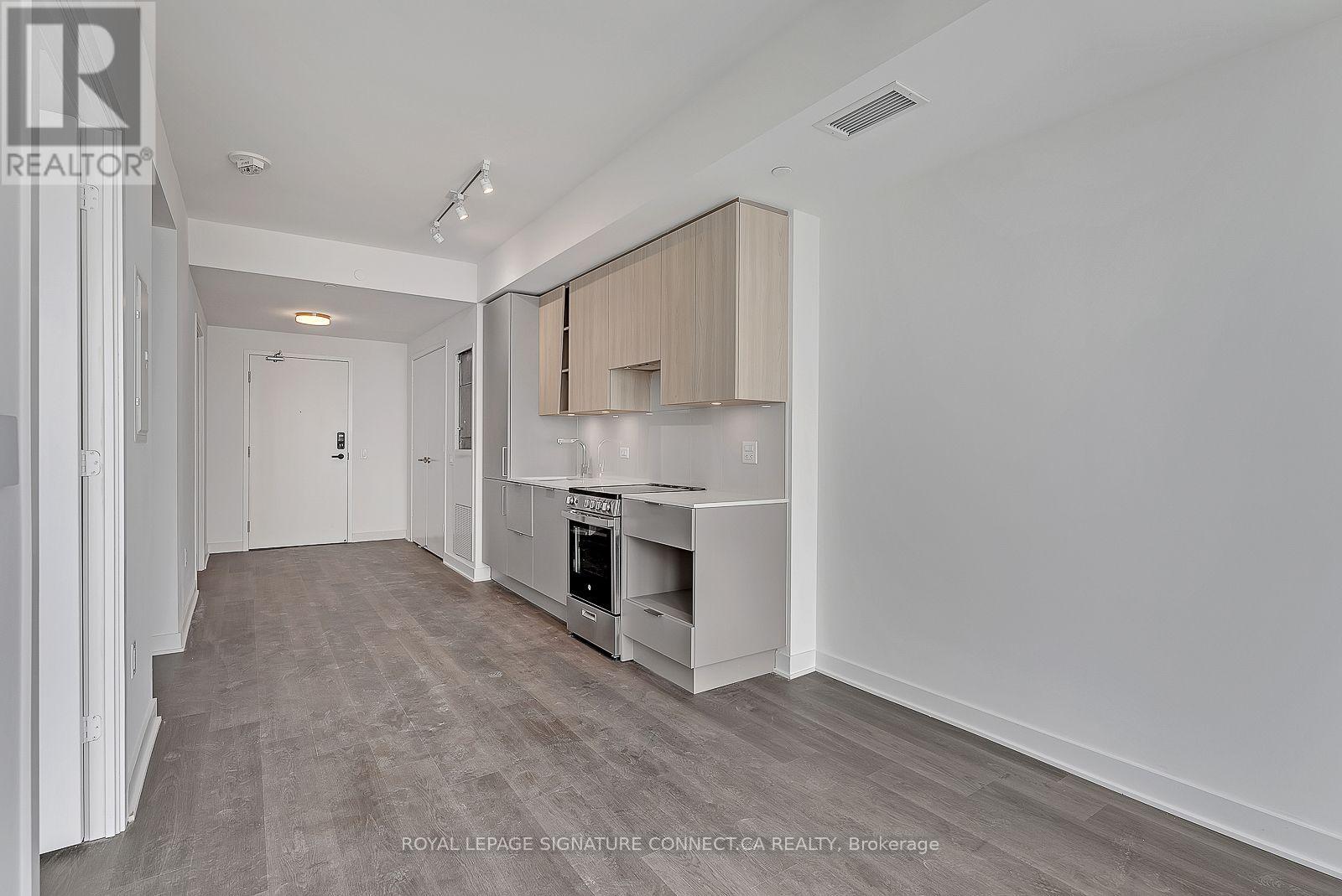 4911 - 3900 Confederation Parkway, Mississauga, Ontario  L5B 0M3 - Photo 6 - W13646876
