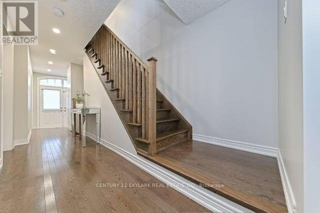 126 Fruitvale Circle, Brampton, Ontario  L7A 5C1 - Photo 7 - W13646990