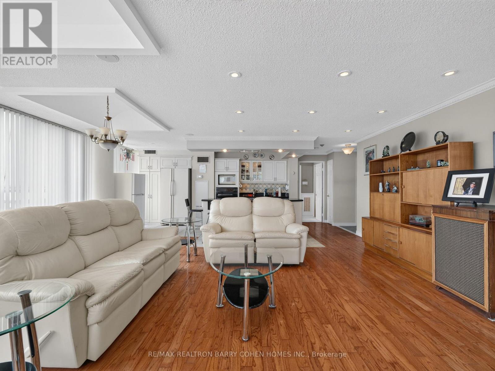 2009 - 700 Constellation Drive, Mississauga, Ontario  L5R 3G8 - Photo 11 - W13647016