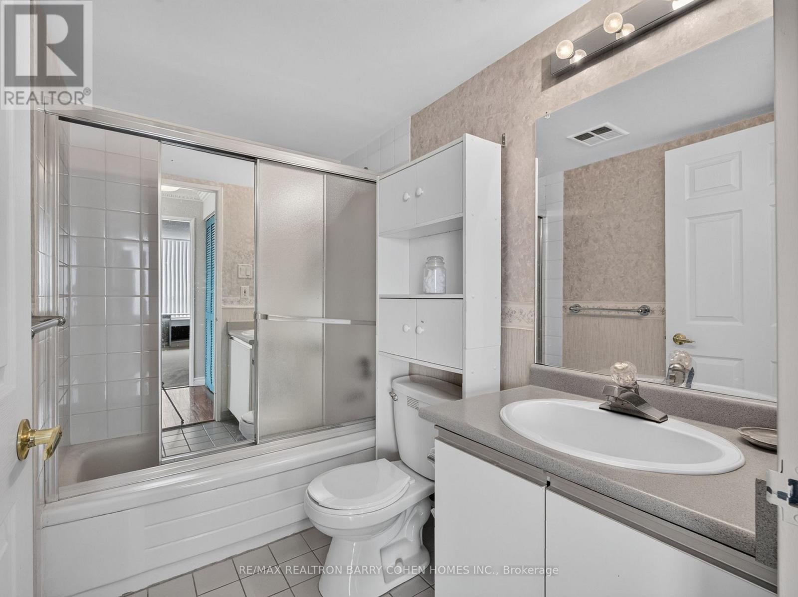 2009 - 700 Constellation Drive, Mississauga, Ontario  L5R 3G8 - Photo 15 - W13647016