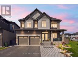 921 BECKTON HEIGHTS, Ottawa, Ontario