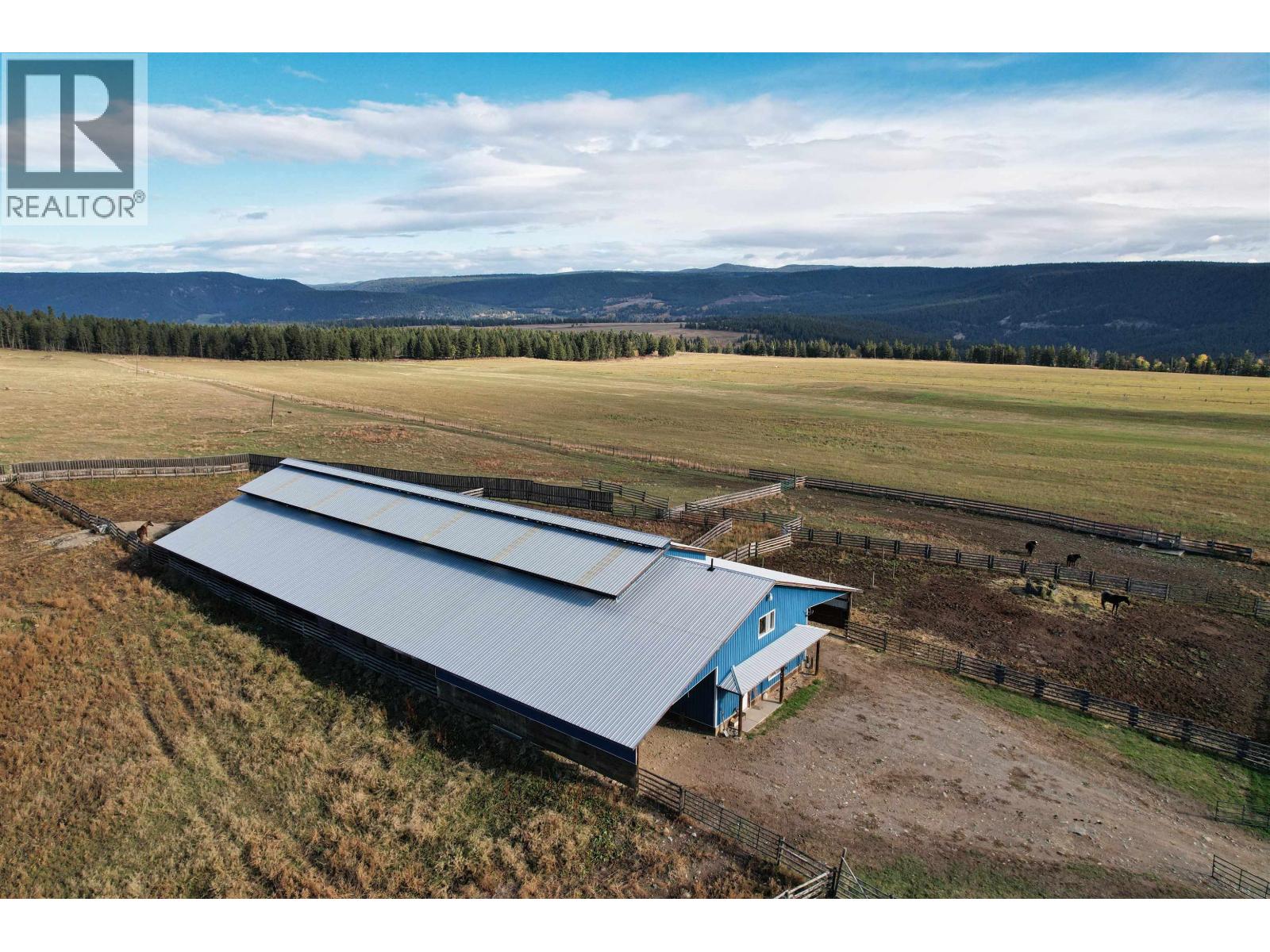 335 Salmon Road, Williams Lake, British Columbia  V2G 5H5 - Photo 7 - C8080812