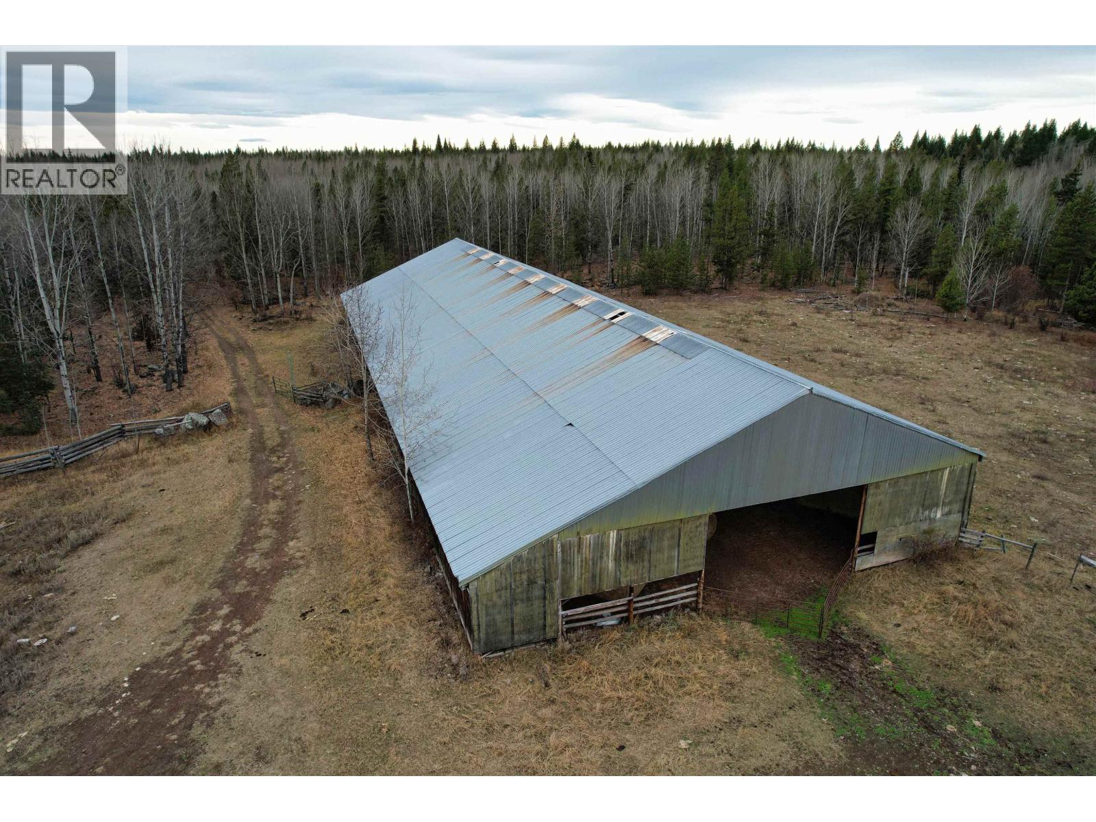 335 Salmon Road, Williams Lake, British Columbia  V2G 5H5 - Photo 8 - C8080812