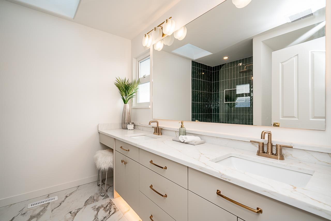 15512 112 Avenue, Surrey, British Columbia  V3R 6H1 - Photo 19 - R3152770